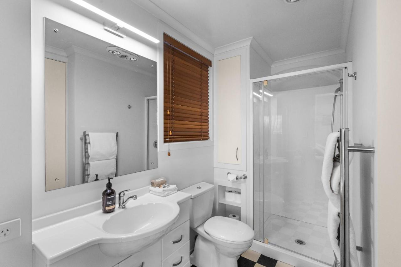 The Village Apartment, Just Steps To The Village Shops, Bars And Restaurants Havelock North Luaran gambar