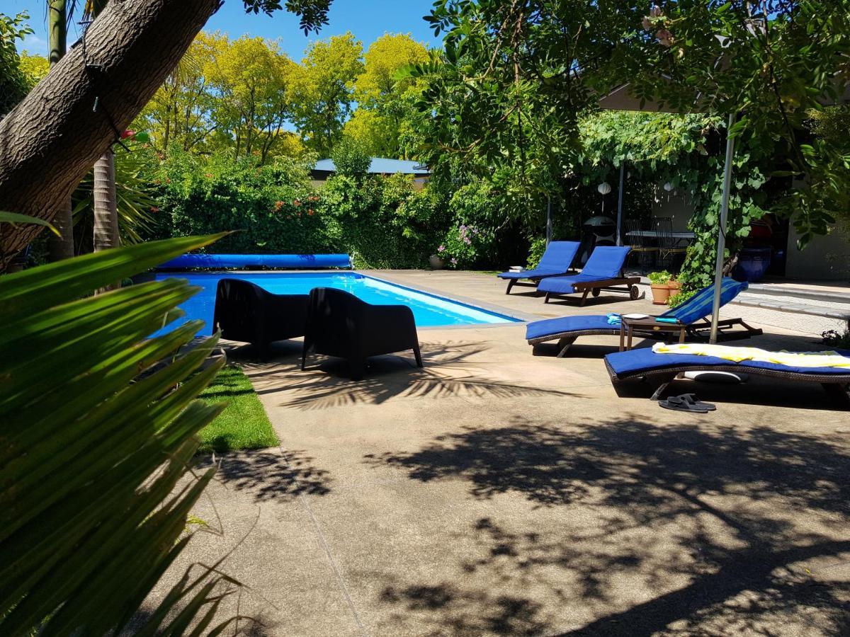 The Village Apartment, Just Steps To The Village Shops, Bars And Restaurants Havelock North Luaran gambar