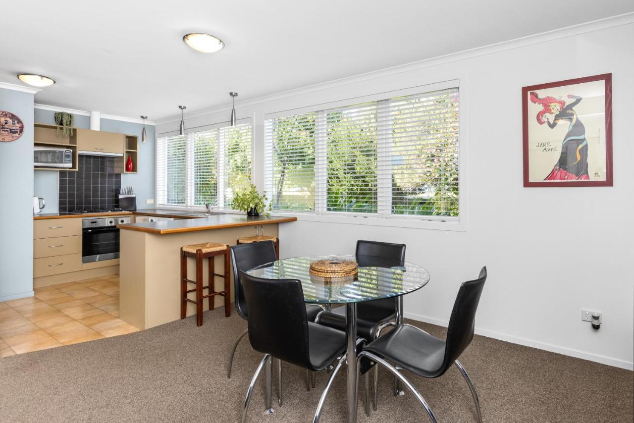 The Village Apartment, Just Steps To The Village Shops, Bars And Restaurants Havelock North Luaran gambar